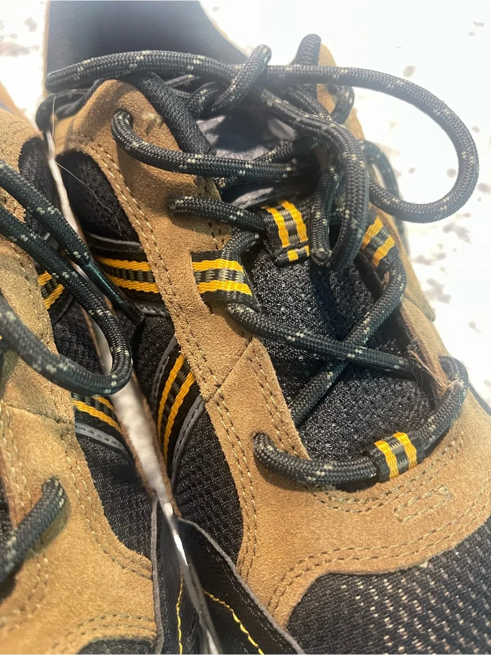 Lands’ End NatureTex 70 Men’s Trail Hiking Walking Shoes 8.5D